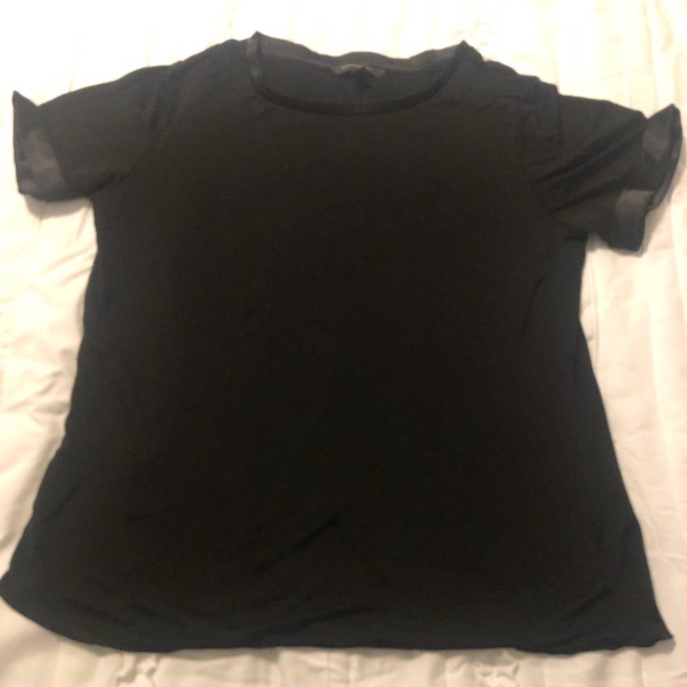 Price drop! Banana Republic Black Tee